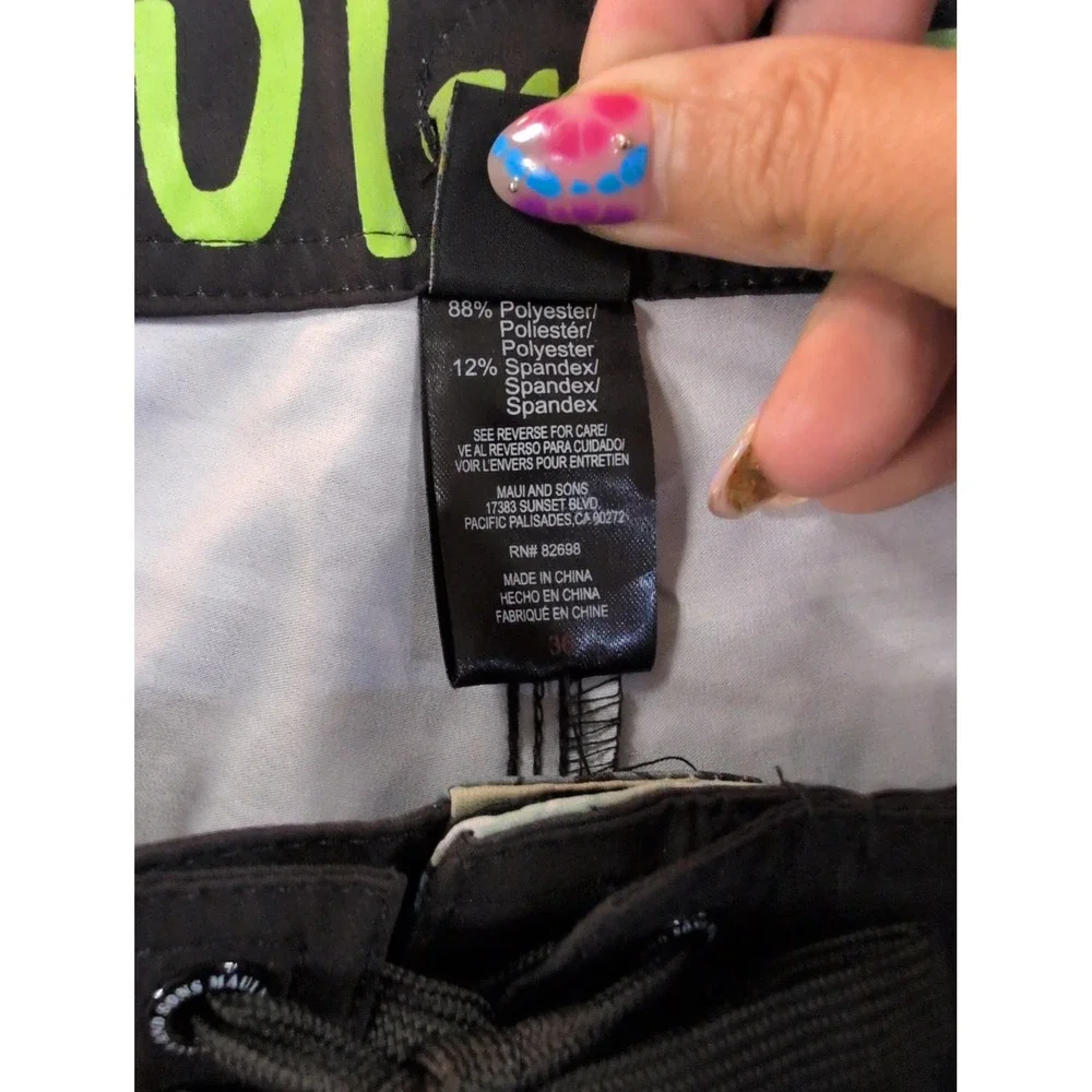 Maui and Sons Mens‎ Board Shorts Size 36 Black Neon Striped Floral Shark Fin NWT